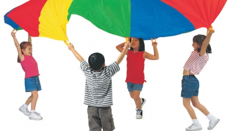 תנועה בקצב - מצנח.jpg